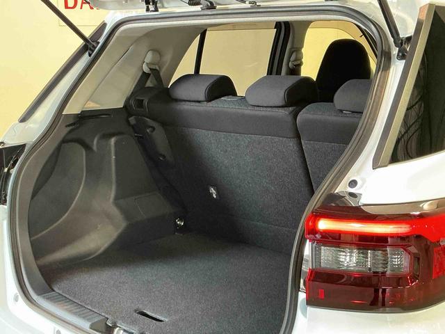 ロッキーＸ誤発進抑制機能　キーフリーシステム　オートハイビーム　ＬＥＤヘッドライト　盗難防止システム　ディスプレイオーディオ　　ターボ　バックカメラ　電動格納ドアミラー　シートヒーター　４ＷＤ（栃木県）の中古車