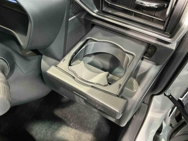 ロッキーＸ誤発進抑制機能　キーフリーシステム　オートハイビーム　ＬＥＤヘッドライト　盗難防止システム　ディスプレイオーディオ　　ターボ　バックカメラ　電動格納ドアミラー　シートヒーター　４ＷＤ（栃木県）の中古車