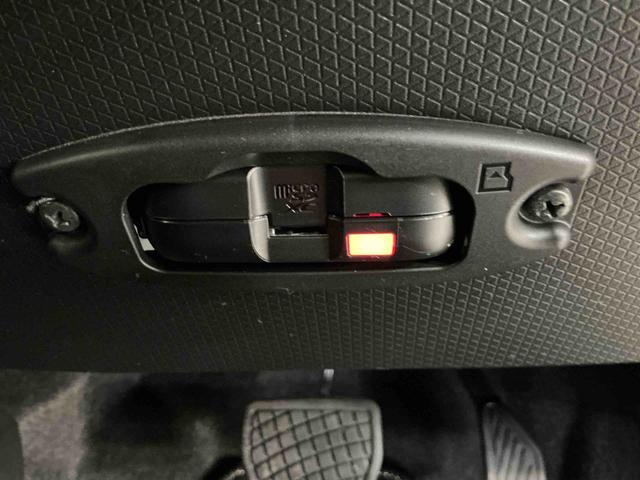 タントファンクロスターボキーフリーシステム LEDヘッドライト LEDフォグランプ 両側電動スライドドア 運転席・助手席シートヒーター スマートアシスト コーナーセンサー ナビ バックカメラ(栃木県)の中古車