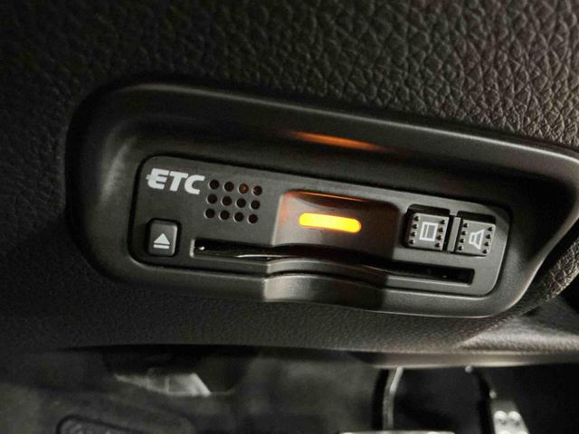 ヴェゼルハイブリッドＲＳ・ホンダセンシング車線逸脱　Ａストップ　アルミ　追従　セキュリティアラーム　ＬＥＤランプ　衝突安全ボディ　リヤカメラ　助手席エアバッグ　スマートＫ　キーレス　横滑り防止　ナビ　ＥＴＣ付　電動ミラー　ＡＢＳ（栃木県）の中古車