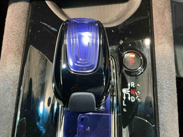 ヴェゼルハイブリッドＲＳ・ホンダセンシング車線逸脱　Ａストップ　アルミ　追従　セキュリティアラーム　ＬＥＤランプ　衝突安全ボディ　リヤカメラ　助手席エアバッグ　スマートＫ　キーレス　横滑り防止　ナビ　ＥＴＣ付　電動ミラー　ＡＢＳ（栃木県）の中古車