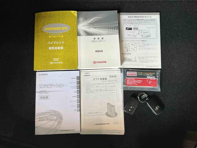 アクアＳナビゲーションシステム　バックカメラ　ドライブレコーダー　ＥＴＣ車載器　スマートキー　アイドリングストップ（栃木県）の中古車
