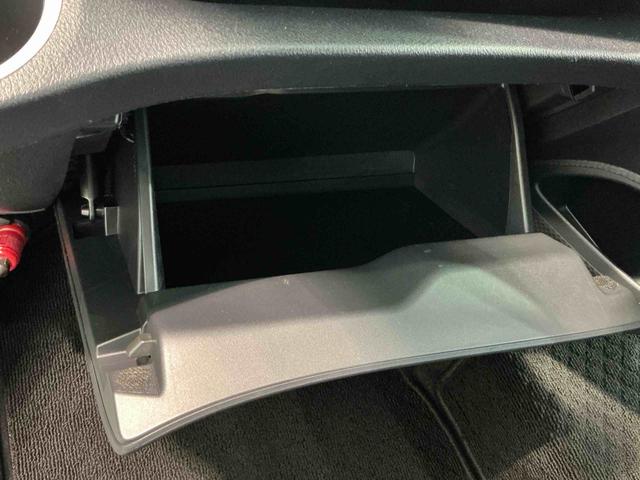 シエンタG電動格納式ドアミラー 盗難防止 スマ−トキ− LEDライト ナビ 横滑防止装置 助手席エアバック AW ABS メモリーナビゲーション キーレスエントリ エアバック ETC Aライト(栃木県)の中古車