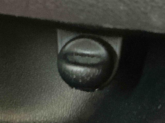 シエンタG電動格納式ドアミラー 盗難防止 スマ−トキ− LEDライト ナビ 横滑防止装置 助手席エアバック AW ABS メモリーナビゲーション キーレスエントリ エアバック ETC Aライト(栃木県)の中古車