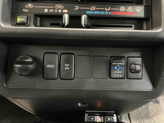 ハイゼットトラックジャンボキーフリー 4WD車 LEDライト 衝突安全ボディ 盗難防止装置 ABS ESC ETC 運転席エアバック ナビ メモリーナビ オートライト(栃木県)の中古車