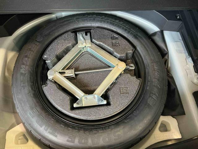 ＲＡＶ４ハイブリッドＧ衝突回避システム　Ｂモニタ　衝突安全ボディ　ＬＥＤランプ　スマートキー＆プッシュスタート　ナビ　４ＷＤ車　盗難防止　横滑防止　ＡＷ　ＡＢＳ　エアバッグ　メモリーナビ　ＥＴＣ　キーレス（栃木県）の中古車