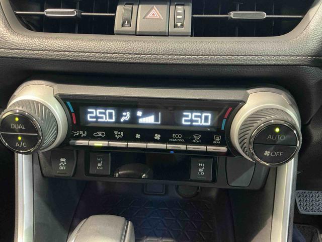 ＲＡＶ４ハイブリッドＧ衝突回避システム　Ｂモニタ　衝突安全ボディ　ＬＥＤランプ　スマートキー＆プッシュスタート　ナビ　４ＷＤ車　盗難防止　横滑防止　ＡＷ　ＡＢＳ　エアバッグ　メモリーナビ　ＥＴＣ　キーレス（栃木県）の中古車