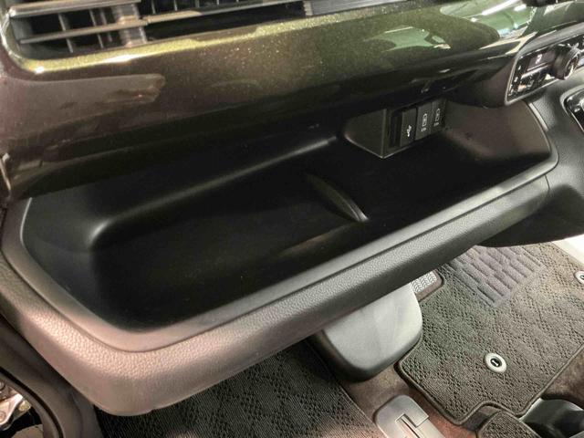 Ｎ−ＢＯＸカスタムＧ・ＥＸ電動格納ミラー　ＬＥＤヘッド　アルミホイール　スマートキー　横滑り防止装置　ＥＴＣ　オートライト　バックカメラ　ドラレコ（栃木県）の中古車