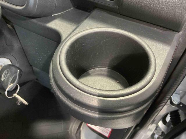 ハイゼットカーゴＤＸ　ＳＡIII衝突軽減システム　キーレス付き　ＥＴＣ車載器　エアバッグ　盗難防止装置　Ｗエアバック　横滑り防止装置　切替４ＷＤ　オートマチックハイビーム　ＡＢＳ　アイドリンクストップ　車線逸脱警告（栃木県）の中古車