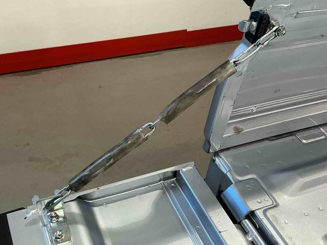 ハイゼットトラックスタンダード 農用スペシャルソナー キーレスキー 切替4WD エアバック AC 車線逸脱警報 パワーステアリング センターデフロック デュアルエアバック オートライト 衝突被害軽減システム スマートキー(栃木県)の中古車