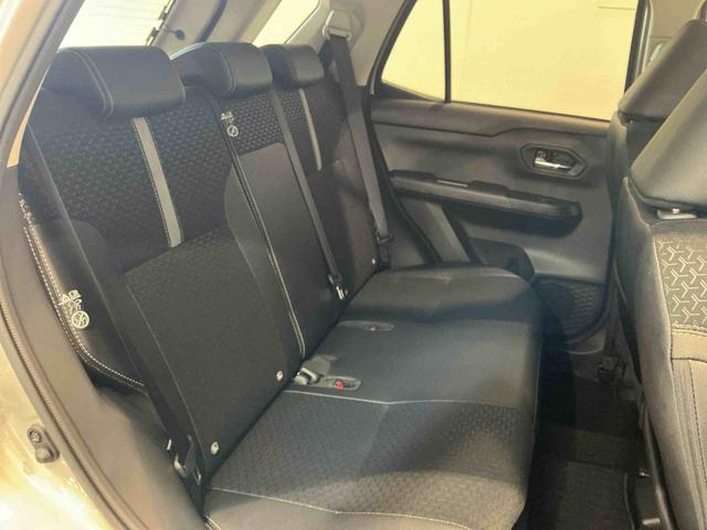 ロッキープレミアムG HEVディスプレイオーディオ パノラマモニター 衝突軽減B 車線逸脱警報システム 電動格納ドアミラー レーダークルコン Aストップ コーナーセンサー LEDヘッドライト ETC車載器 キーフリーシステム(栃木県)の中古車