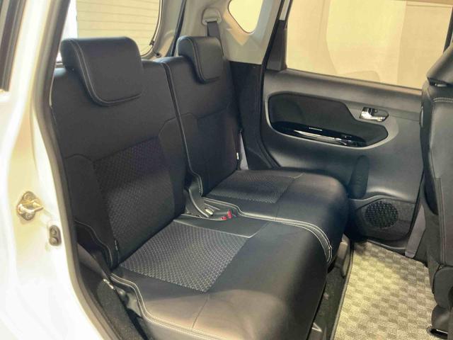 ムーヴカスタム　ＲＳ　ハイパーリミテッドＳＡIIIナビ　パノラマモニター　レーンキープ　ベンチシート　盗難防止装置　電動格納ミラー　オートハイビーム　キーレス　ＡＢＳ　アルミホイール　オートライト　ＬＥＤヘッドライト　雹害あり（栃木県）の中古車