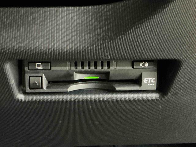 アクアＧブラックソフトレザーセレクションシ−トヒ−タ−　イモビライザー　助手席エアバッグ　オートクルーズ　ＶＳＣ　ナビ　スマートキー＆プッシュスタート　ＬＥＤ　アルミ　リアカメラ　衝突安全ボディ　ＡＢＳ　ＥＴＣ（栃木県）の中古車