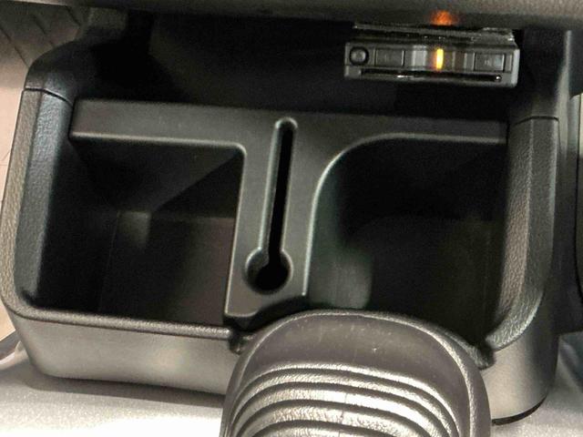 ハイゼットトラックジャンボＳＡIIIｔ５速マニュアル車　デフロック機能　　レーンアシスト　４ＷＤ　盗難防止システム　運転席エアバッグ　衝突安全ボディ　ＡＢＳ　横滑り防止システム　衝突低減ブレーキ　運転席助手席エアバッグ　ＬＥＤヘットライト（栃木県）の中古車
