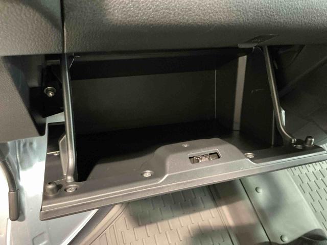 ハイゼットカーゴＤＸリアコーナーセンサー　ブレーキサポート　運転席助手席エアバッグ　レーンアシスト　エコアイドル　キーレスリモコン　ＥＳＣ　禁煙車　切替式４ＷＤ　エアバッグ　ＡＢＳ　オートライト　衝突安全ボディ（栃木県）の中古車