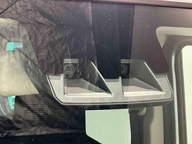 ハイゼットカーゴＤＸリアコーナーセンサー　ブレーキサポート　運転席助手席エアバッグ　レーンアシスト　エコアイドル　キーレスリモコン　ＥＳＣ　禁煙車　切替式４ＷＤ　エアバッグ　ＡＢＳ　オートライト　衝突安全ボディ（栃木県）の中古車
