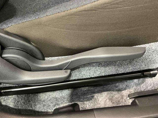 アルトLディスプレイオーディオ バックカメラ 車線逸脱 前方・後方誤発進抑制機能 盗難防止 横滑防止装置 運転席助手席エアバッグ エアバック キーレスリモコン 電動格納ドアミラー ABS シートヒータ(栃木県)の中古車