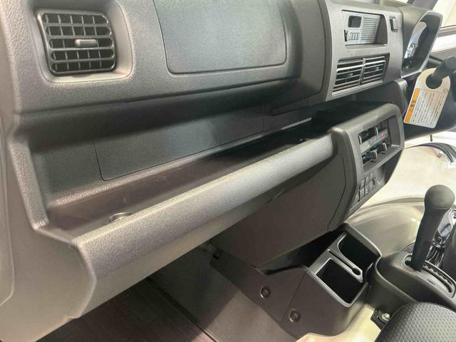 ハイゼットトラックスタンダード 農用スペシャルCVT ソナー 切替4WD エアバック AC 車線逸脱警報 パワーステアリング デュアルエアバック オートライト 衝突被害軽減システム アイドリングストップ 横滑り防止装置 ABS(栃木県)の中古車
