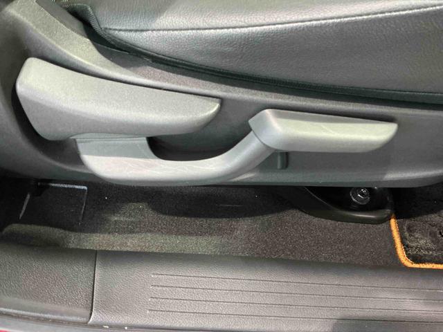 キックスＸスマ−トキ−　ナビゲーション　ＬＥＤヘッドライト　電動格納ドアミラー　ＥＴＣ　アルミ　エアバッグ　盗難防止システム　　ＡＢＳ　キーレス　Ｗエアバック　衝突安全ボディ　ＤＳＣ（栃木県）の中古車