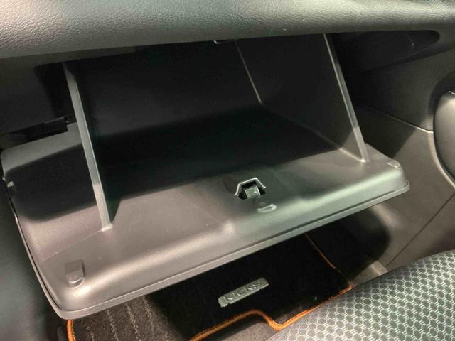 キックスＸスマ−トキ−　ナビゲーション　ＬＥＤヘッドライト　電動格納ドアミラー　ＥＴＣ　アルミ　エアバッグ　盗難防止システム　　ＡＢＳ　キーレス　Ｗエアバック　衝突安全ボディ　ＤＳＣ（栃木県）の中古車
