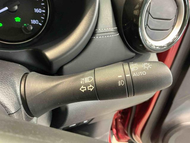 キックスＸスマ−トキ−　ナビゲーション　ＬＥＤヘッドライト　電動格納ドアミラー　ＥＴＣ　アルミ　エアバッグ　盗難防止システム　　ＡＢＳ　キーレス　Ｗエアバック　衝突安全ボディ　ＤＳＣ（栃木県）の中古車