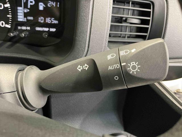 ハイゼットカーゴデッキバンＧ衝突回避支援ブレーキ　衝突安全ボディ　車線逸脱警告　電格ミラー　切り替え４ＷＤ　キーフリー　横滑り防止機能　ディスプレイオーディオ　エアバッグ　オートライト　クリアランスソナー　バックカメラ（栃木県）の中古車