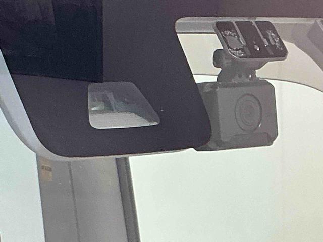 タントＸ　ＳＡIIアイドリングストップ機能　レーンキープ　ＡＵＴＯライト　衝突被害軽減装置　電動ミラー　盗難警報装置　Ｂカメラ　ナビ　ＥＴＣ付き　キーフリーシステム　スマキー　ＡＢＳ（栃木県）の中古車