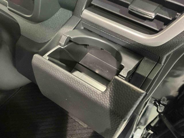 トールカスタムＧキーフリーキー　全周囲モニター　衝突回避支援システム　盗難防止アラーム　レーンキープアシスト　ドラレコ　助手席エアバック　横滑り防止装置　電格ミラー　ＥＴＣ　シートヒーター　メモリーナビ（栃木県）の中古車