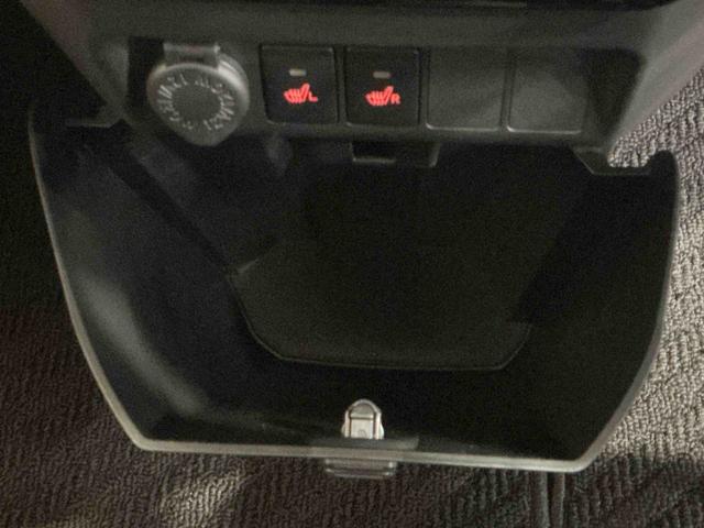 トールカスタムＧキーフリーキー　全周囲モニター　衝突回避支援システム　盗難防止アラーム　レーンキープアシスト　ドラレコ　助手席エアバック　横滑り防止装置　電格ミラー　ＥＴＣ　シートヒーター　メモリーナビ（栃木県）の中古車
