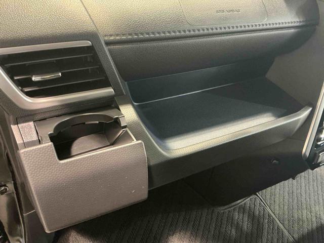 トールカスタムＧキーフリーキー　全周囲モニター　衝突回避支援システム　盗難防止アラーム　レーンキープアシスト　ドラレコ　助手席エアバック　横滑り防止装置　電格ミラー　ＥＴＣ　シートヒーター　メモリーナビ（栃木県）の中古車