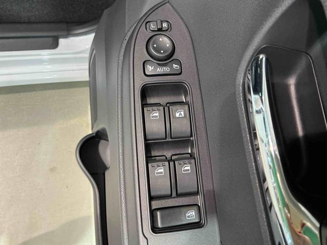 タントカスタムXキーフリーシステム LEDヘッドライト LEDフォグランプ 両側電動スライドドア スマートアシスト コーナーセンサー 純正アルミホイール オートライト 運転席助手席シートヒーター(栃木県)の中古車