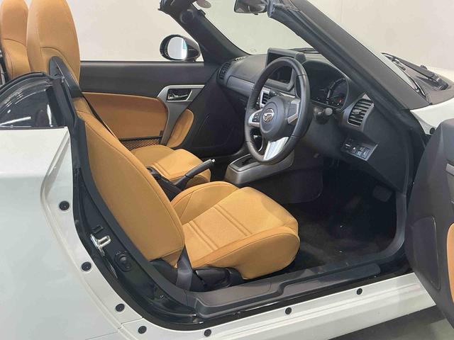 コペンセロAUTOライト アイドリングストップ機能 SRS スマキ− 助手席エアバック ターボエンジン キーレス VSC 盗難警報装置 ABS LEDヘットランプ 衝突安全ボディ アルミホイール(栃木県)の中古車