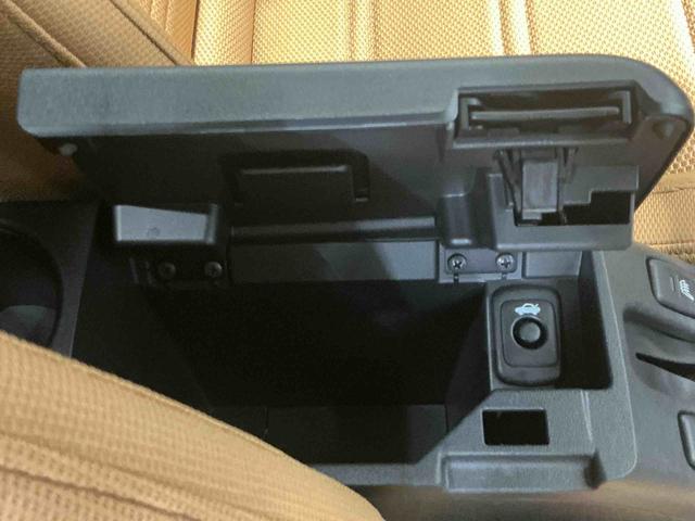 コペンセロAUTOライト アイドリングストップ機能 SRS スマキ− 助手席エアバック ターボエンジン キーレス VSC 盗難警報装置 ABS LEDヘットランプ 衝突安全ボディ アルミホイール(栃木県)の中古車