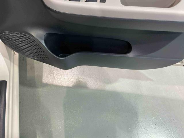 ブーンシルク SAIIナビ バックカメラ キーフリーシステム 衝突回避支援システム 盗難防止システム LEDヘッドランプ ETC スマートキー&プッシュスタート フロントベンチシート 衝突安全ボディ 記録簿(栃木県)の中古車