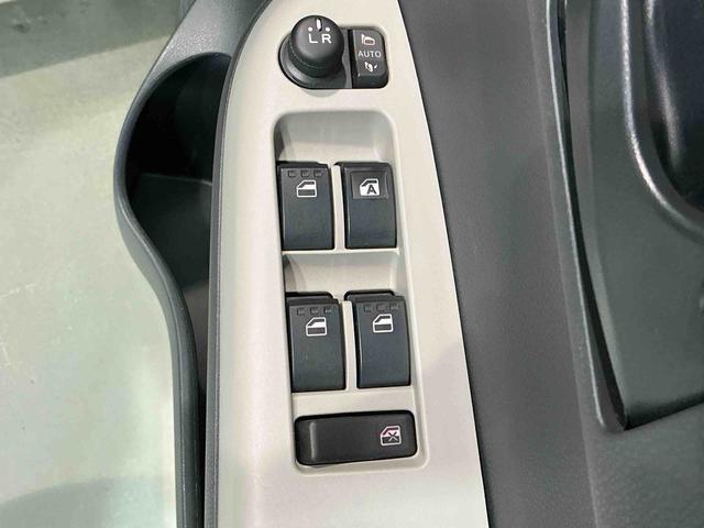 ブーンシルク SAIIナビ バックカメラ キーフリーシステム 衝突回避支援システム 盗難防止システム LEDヘッドランプ ETC スマートキー&プッシュスタート フロントベンチシート 衝突安全ボディ 記録簿(栃木県)の中古車
