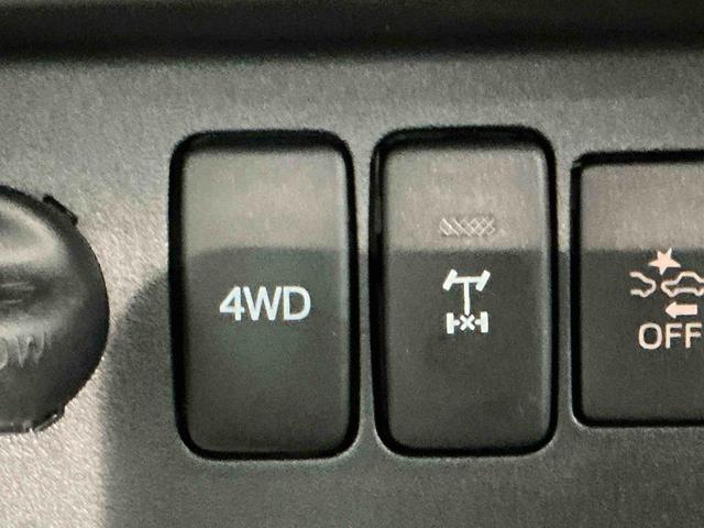 ハイゼットトラックスタンダードＳＡIIIｔ４ＷＤ　ＭＴ　ＬＥＤヘッドライト　オートライトスマートアシスト３ｔ　マニュアルミッション　デフロック機能　荷台作業灯　荷台ゴムマット　純正ラジオ（栃木県）の中古車