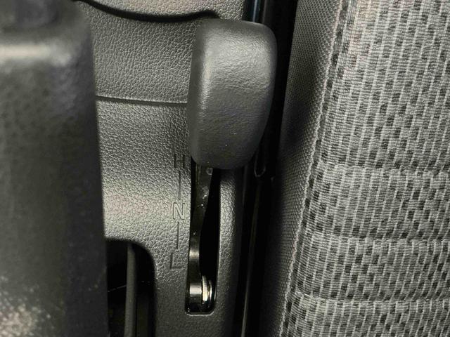 ハイゼットトラックスタンダードＳＡIIIｔ４ＷＤ　ＭＴ　ＬＥＤヘッドライト　オートライトスマートアシスト３ｔ　マニュアルミッション　デフロック機能　荷台作業灯　荷台ゴムマット　純正ラジオ（栃木県）の中古車