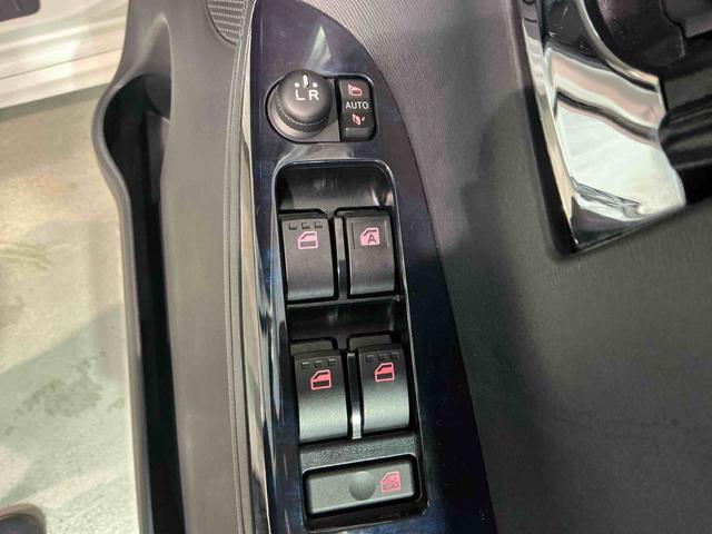 タントカスタムX トップエディションSAIIIナビ バックカメラ ドライブレコーダー スライドドア 盗難防止装置 キーレス LEDヘッドランプ オートライト レーンアシスト イドリングストップ 雹害あり(栃木県)の中古車