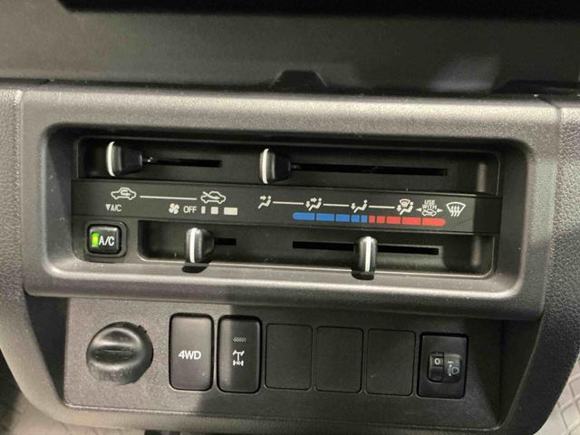ハイゼットトラックスタンダード 農用スペシャルマニュアルミッション MT 4WD切り替え機能 デフロック機能 荷台作業灯 純正ラジオ(栃木県)の中古車