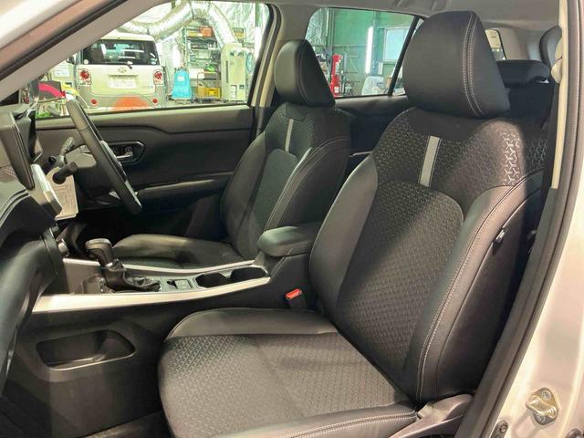 ロッキープレミアムG HEVナビ バックカメラ キーフリーシステム アルミホイール 運転席・助手席シートヒーター オートライト オートハイビーム クルーズコントロール機能 運転席・助手席シートヒーター(栃木県)の中古車
