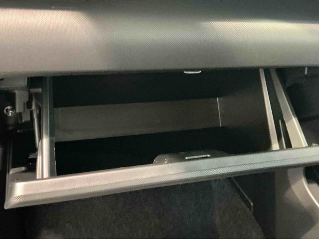 ロッキープレミアムG HEVナビ バックカメラ キーフリーシステム アルミホイール 運転席・助手席シートヒーター オートライト オートハイビーム クルーズコントロール機能 運転席・助手席シートヒーター(栃木県)の中古車