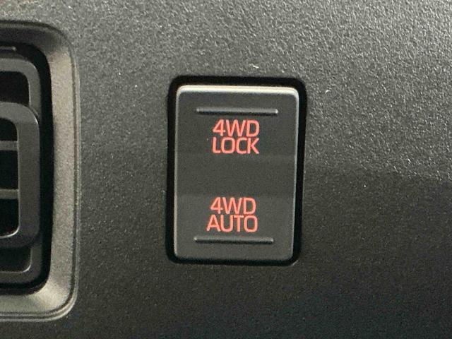 ハイゼットカーゴDX誤発進抑制機能 横滑防止装置 パーキングセンサー Aストップ Wエアバッグ レーンアシスト 盗難防止システム 切替4WD 運転席エアバッグ ABS スライドドア キ−レス(栃木県)の中古車