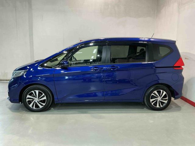 フリードGアルミ スマキー WエアB ETC車載器 ESC エアバック 電動格納ドアミラー 盗難防止 AUTOライト キーフリー カーナビ LEDライト ABS 記録簿 衝突安全ボディ(栃木県)の中古車