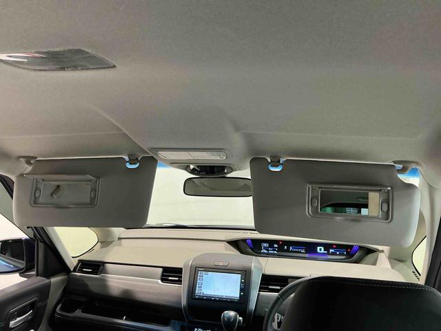 フリードGアルミ スマキー WエアB ETC車載器 ESC エアバック 電動格納ドアミラー 盗難防止 AUTOライト キーフリー カーナビ LEDライト ABS 記録簿 衝突安全ボディ(栃木県)の中古車