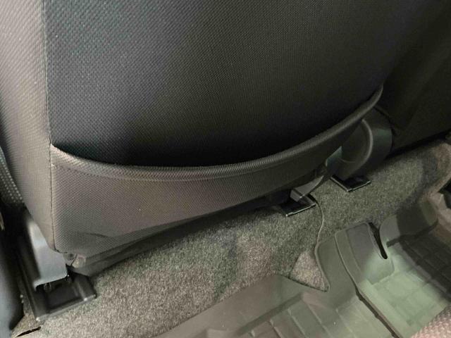 ハイゼットカーゴクルーズSAIII車線逸脱 盗難防止 i−stop キーレスエントリーシステム 横滑り防止 Wエアバック 記録簿 LEDヘッドライト ABS エアバック オートライト 衝突安全ボディ(栃木県)の中古車