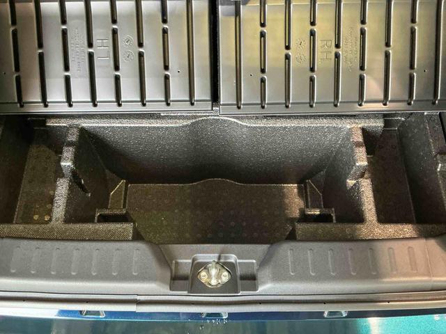 ムーヴキャンバスストライプスGディスプレイオーディオ パノラマモニター 衝突被害軽減装置 スマキー 電動格納 ハイビームアシスト レーンキープアシスト TV フロントベンチシート LEDヘッドライト シートヒーター(栃木県)の中古車