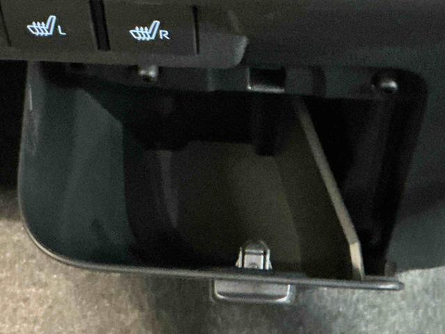 ムーヴキャンバスストライプスG前後センサー 衝突被害軽減装置 スマキー 電動格納 ハイビームアシスト エコアイドル レーンキープアシスト フロントベンチシート LEDヘッドライト シートヒーター オートライト(栃木県)の中古車