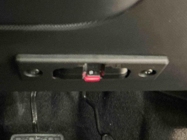 ロッキープレミアムG HEVナビ パノラマモニター LEDヘッドランプ ETC ドラレコ 電動格納式ドアミラー 衝突安全ボディ アルミホイール 雹害あり(栃木県)の中古車