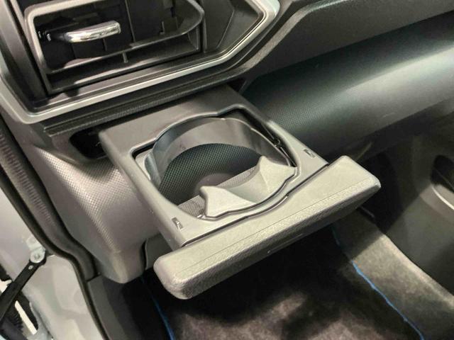 ロッキープレミアムG HEVナビ パノラマモニター LEDヘッドランプ ETC ドラレコ 電動格納式ドアミラー 衝突安全ボディ アルミホイール 雹害あり(栃木県)の中古車