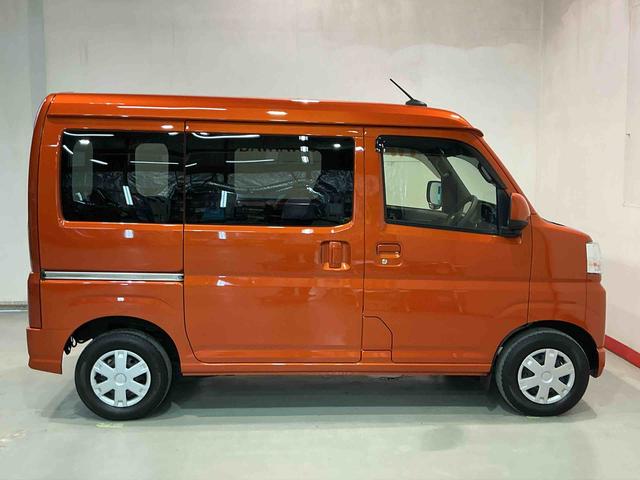 ハイゼットカーゴクルーズナビ　レーンキープアシスト　アイドリングストップ機能　電動格納式ドアミラー　４ＷＤ車　衝突安全ボディ　オートハイビーム　メモリーナビ　バックモニター　リモコンキー　ＡＢＳ（栃木県）の中古車